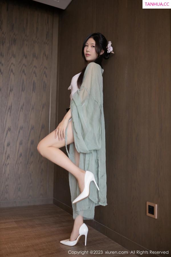 陈若依 抖娘利世 [XiuRen]高清写真图 2023.03.15 No.6420 利世 古装美腿第17张图片